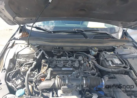 2018 Honda Accord Lx z USA, uszkodzony, nr VIN 1HGCV1F11JA084797